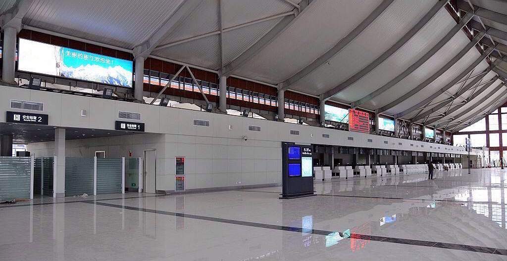 Departures at Lijiang Sanyi international Airport, LJG Airport
