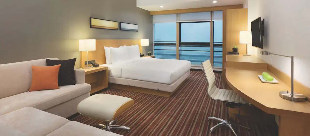 Hyatt Place Shenzhen Airport Hotel, SZX airport