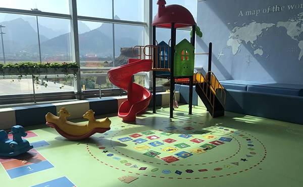 Kid corner, Zhangjiajie Hehua Airport Terminal, T2 of DYG airport
