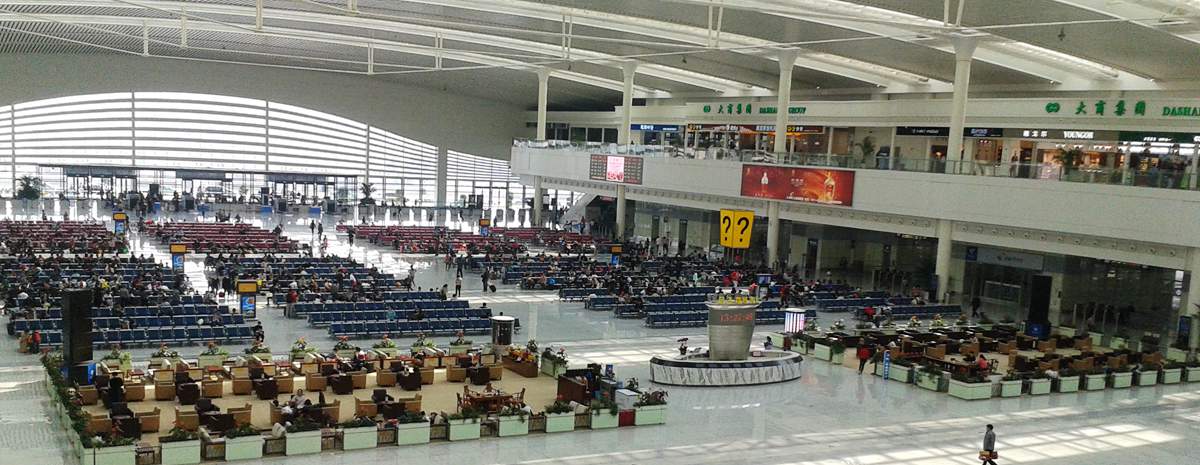 Departures hall at Dalian North Railway station
