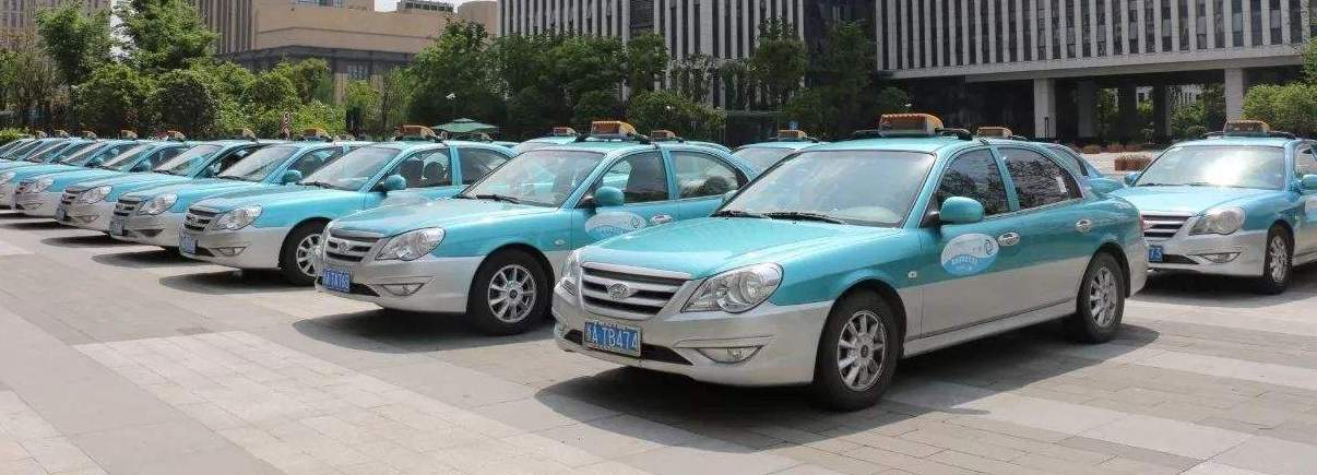 Taxi to Hangzhou Railway Station