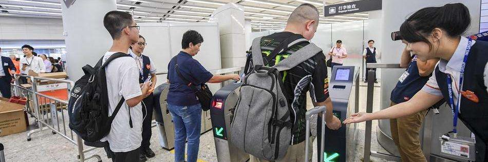 ticket check, Departure procedures at Hong Kong West Kowloon Railway Station, Hong Kong West Kowloon high speed train station