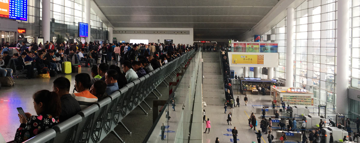Departures at Xuzhou East Railway station, Xuzhou Dong Train Station